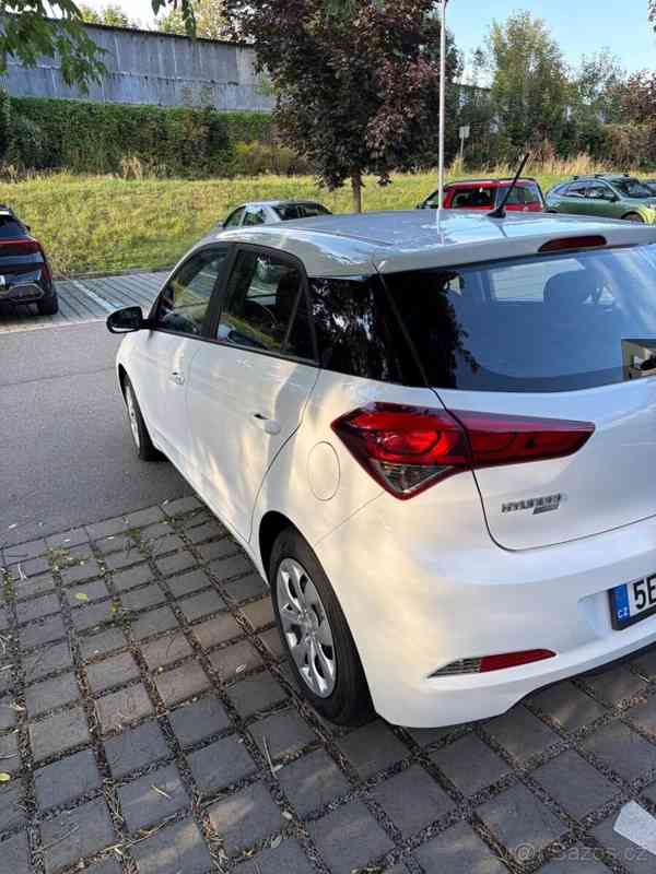 Hyundai i20 1,3   ČR, 71 tis. km, nová STK - foto 8