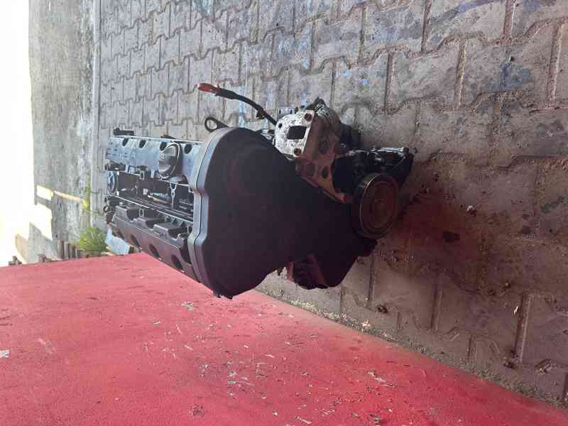Motor 2,2i 116KW 3FZ Peugeot 406 407 807 záruka - foto 2