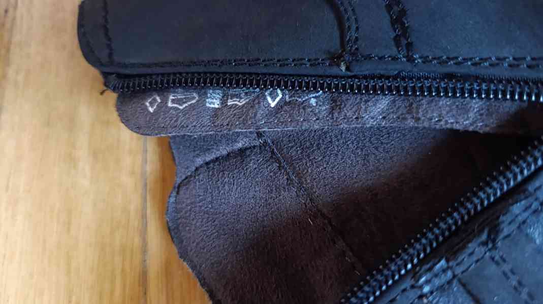 Dámská zimní kotníková obuv vel. 41 - foto 4