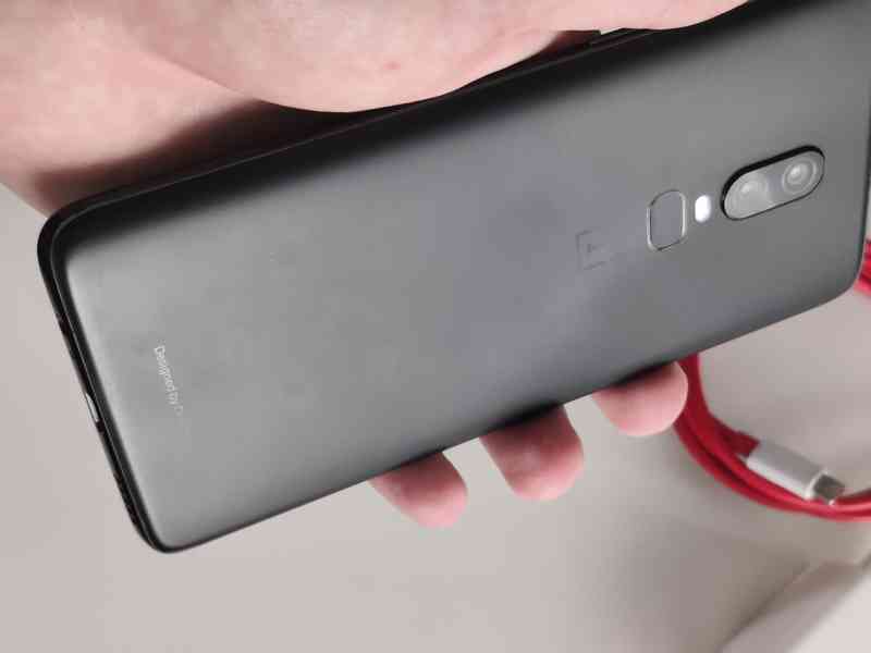 OnePlus 6 128GB Černý Lesklý - foto 5
