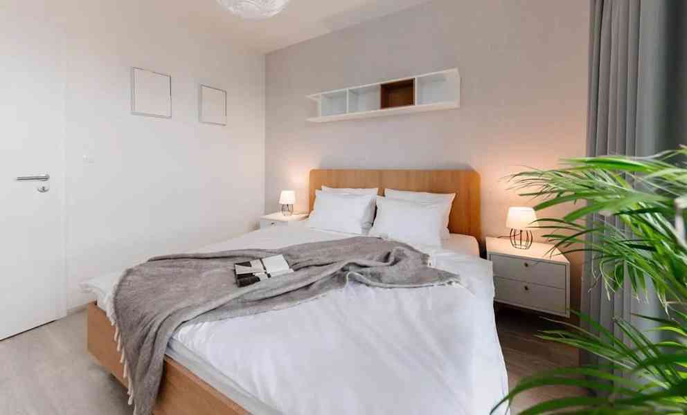 Pronájem bytu 2+kk 63 m² - foto 5