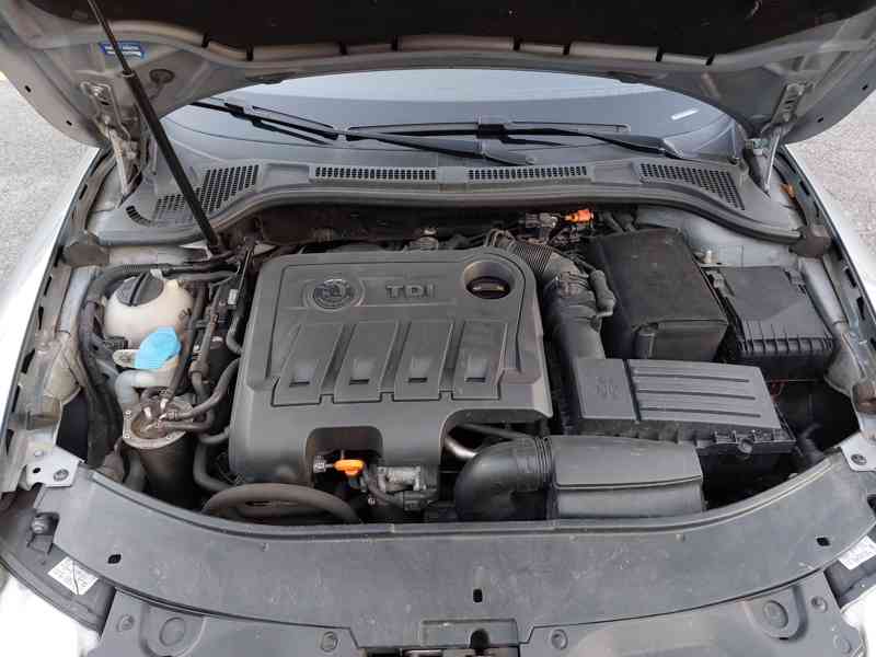 Škoda Superb Combi 2.0 TDi, 125 kW, DSG - foto 3