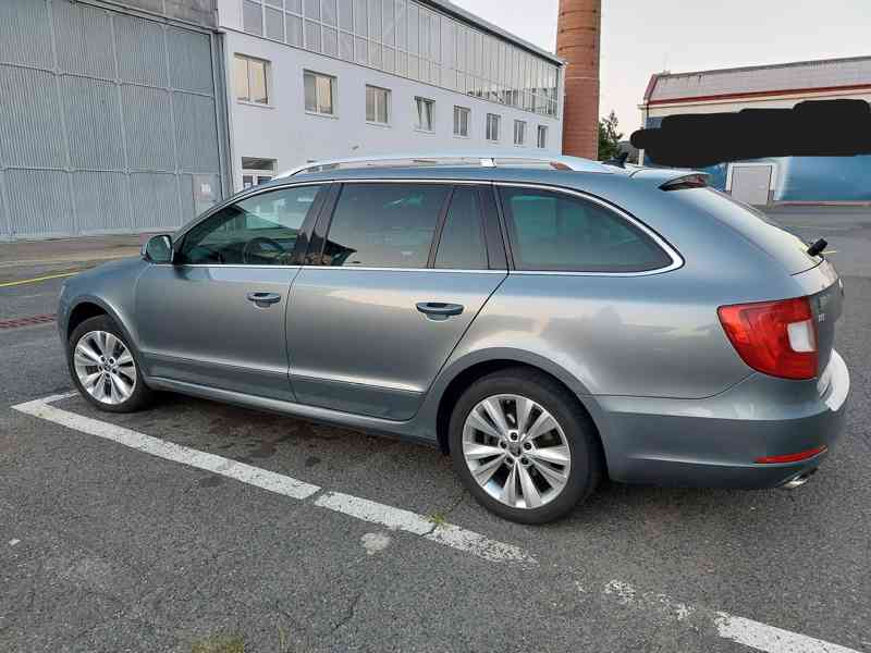 Škoda Superb Combi 2.0 TDi, 125 kW, DSG - foto 11