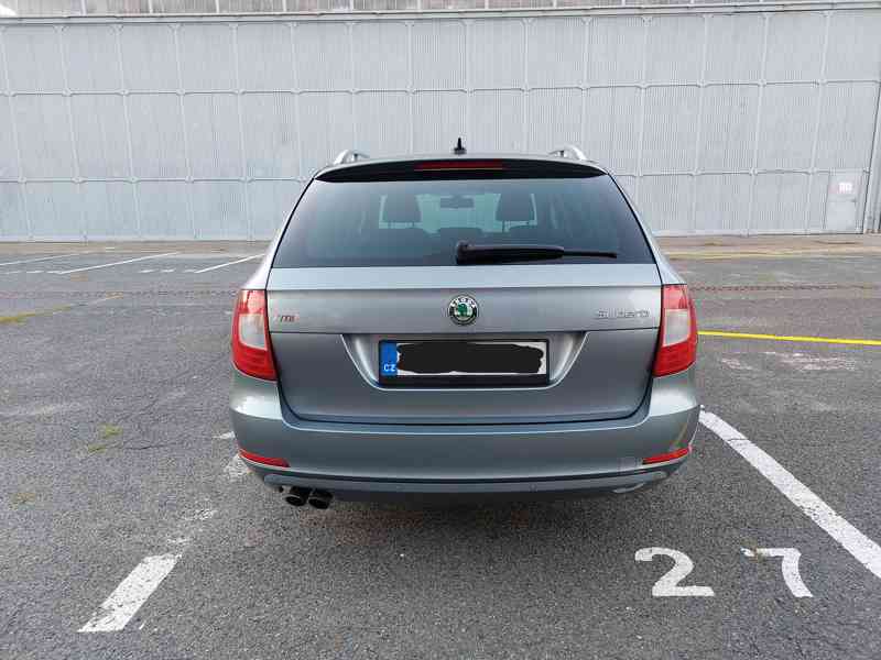 Škoda Superb Combi 2.0 TDi, 125 kW, DSG - foto 9