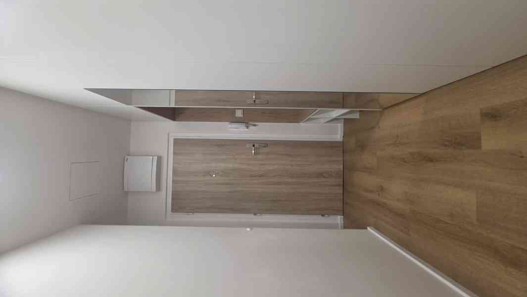 Byt 2+kk s balkonem, u metra Rajská zahrada - foto 15