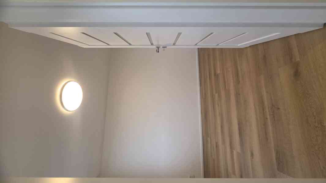 Byt 2+kk s balkonem, u metra Rajská zahrada - foto 8