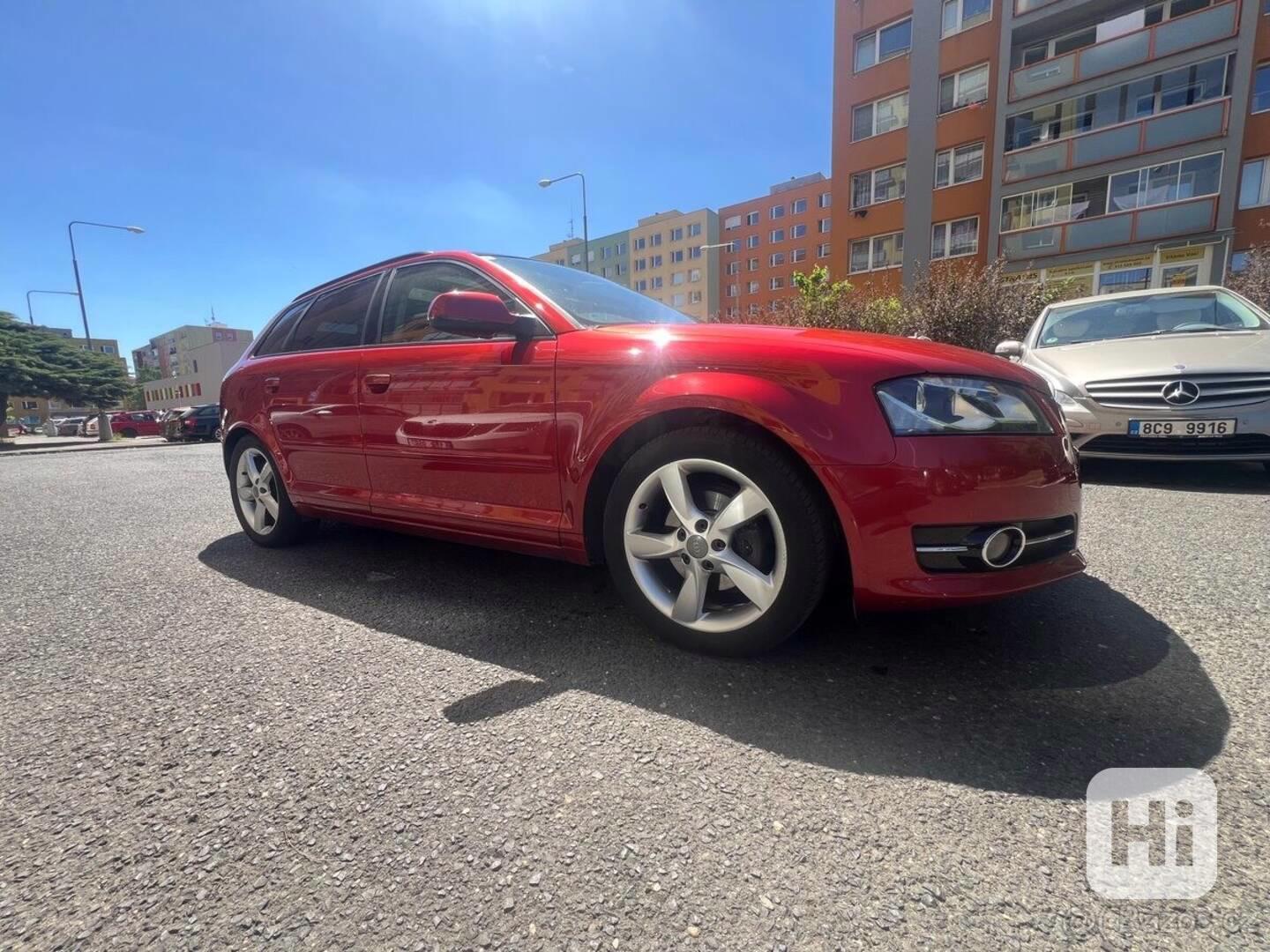 Audi A3 1,6 - foto 1