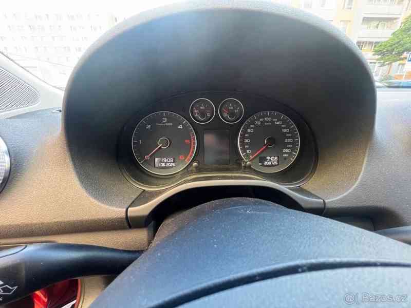 Audi A3 1,6 - foto 3