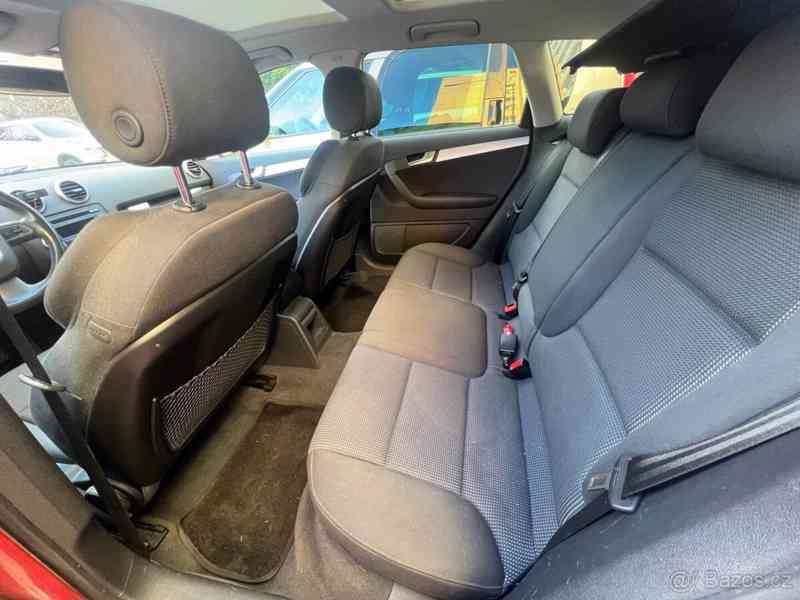 Audi A3 1,6 - foto 7