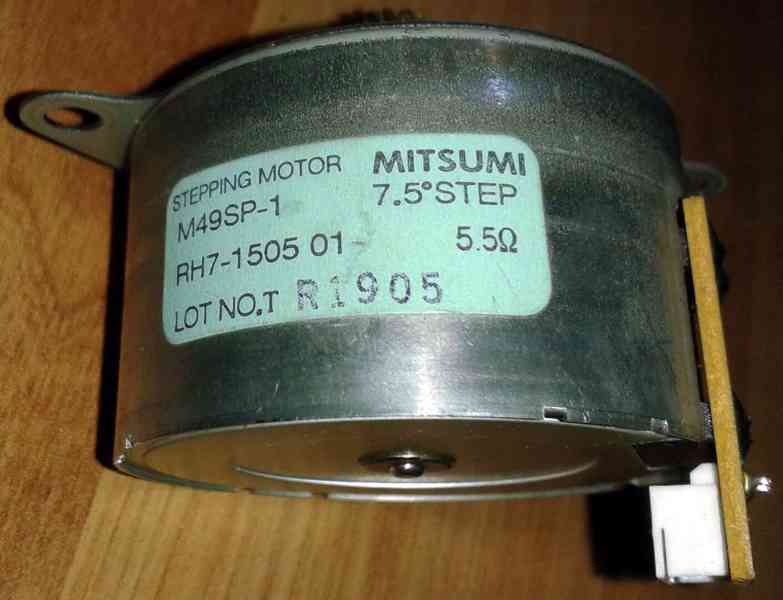 krokový motor MITSUMI M49SP-1 - foto 2