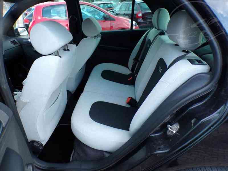 Škoda Fabia 1,9 TDI RS 96kW - foto 9