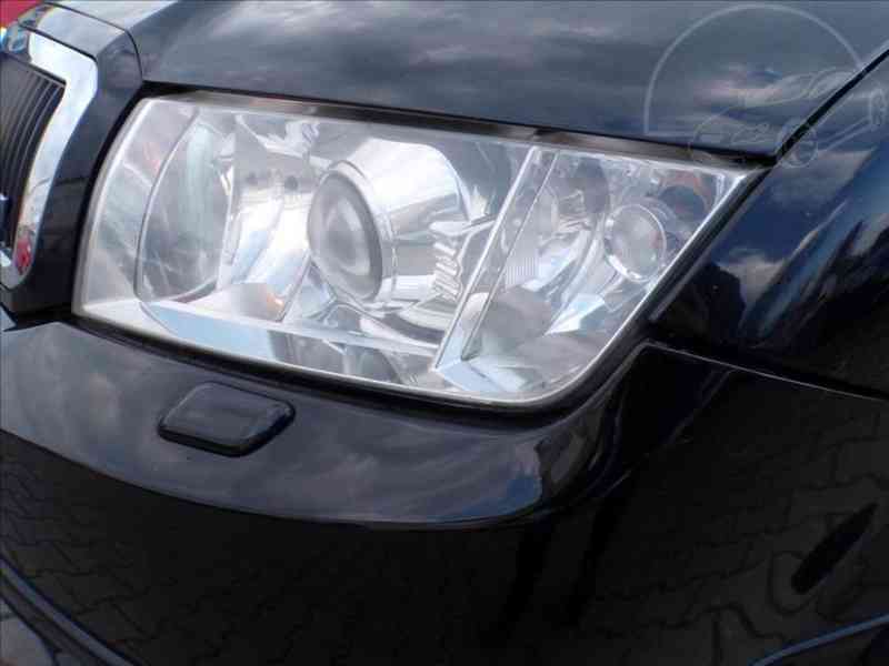 Škoda Fabia 1,9 TDI RS 96kW - foto 16