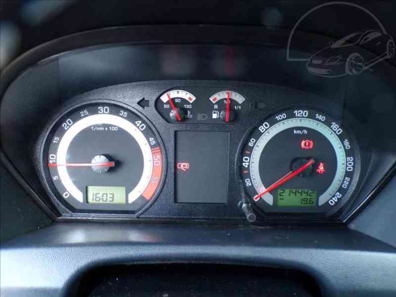 Škoda Fabia 1,9 TDI RS 96kW - foto 6