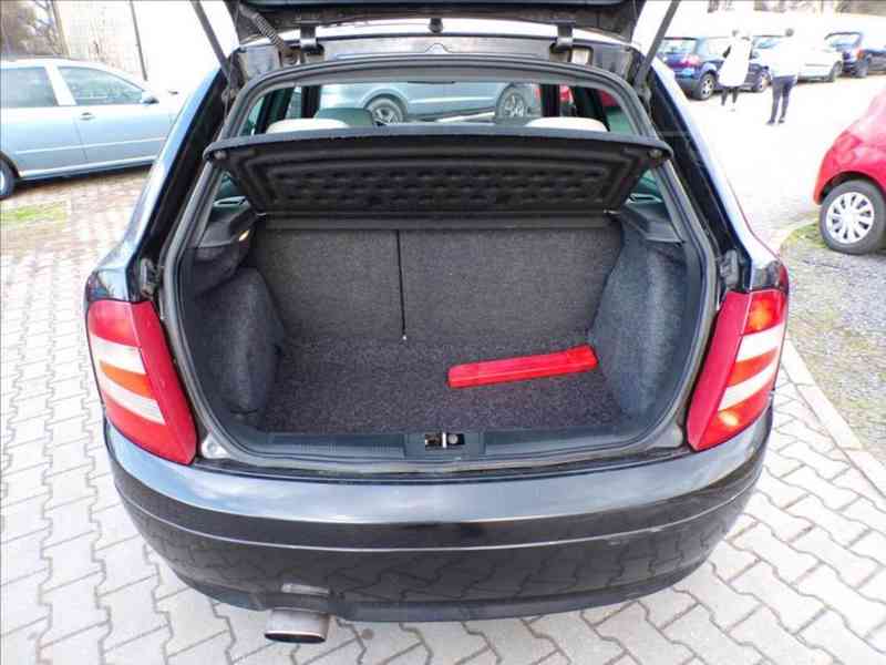 Škoda Fabia 1,9 TDI RS 96kW - foto 10