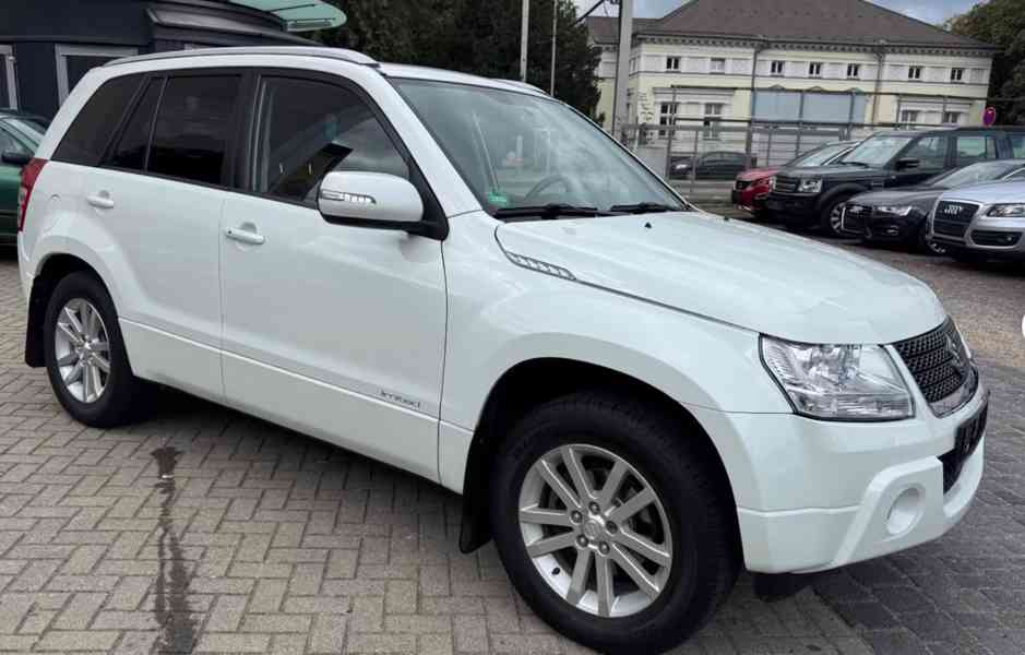 Suzuki Grand Vitara 2.4i Limited benzín 124kw - foto 4