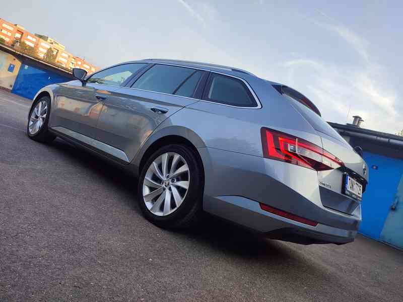 Škoda Superb 3 combi 2.0 TDi DSG Ambition,ČR,1.maj,DPH,garáž - foto 4