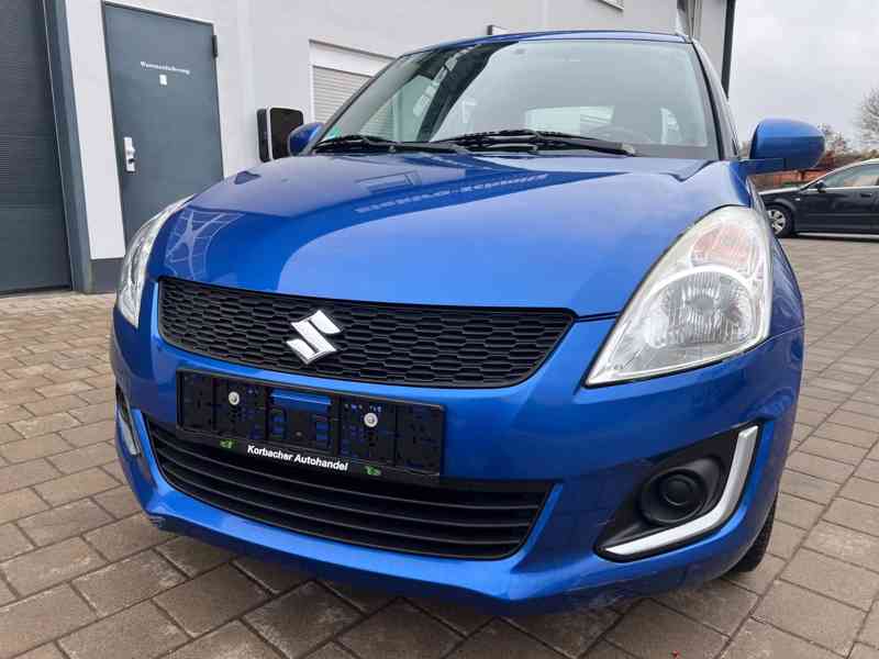Suzuki Swift 1,3i Club 4x4 benzín 69kw - foto 9