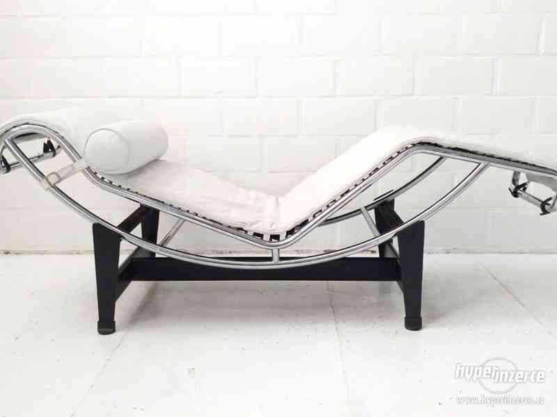 Moderní relaxační lehátko křeslo Le Corbusier - foto 1