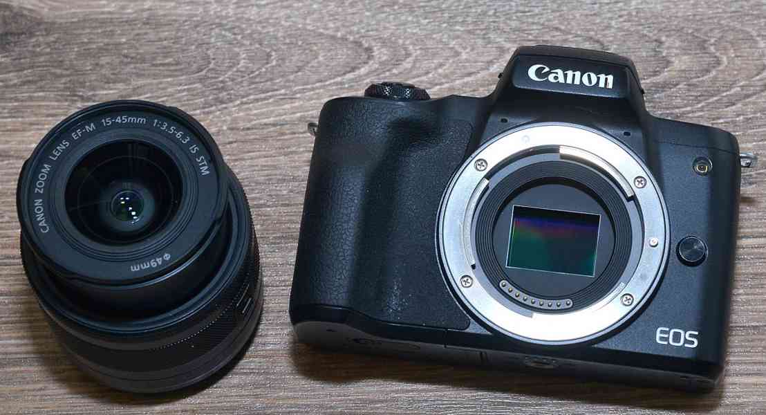 Canon EOS M50 + Objektiv EF-M 15-45mm  3600 Exp. - foto 4