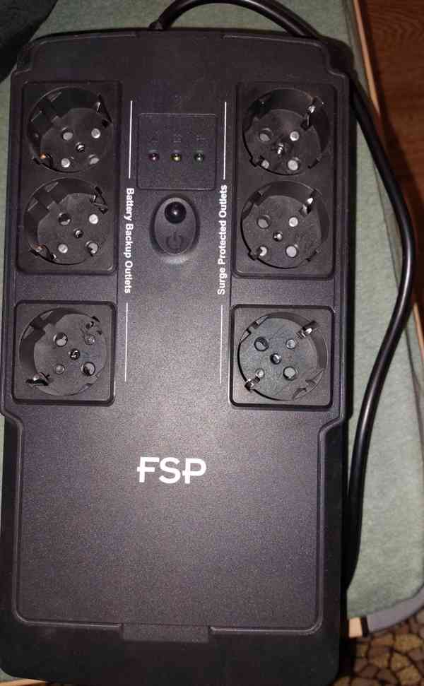 Prodam záložní napájecí zdroj Fortron NanoFit 600 - foto 2