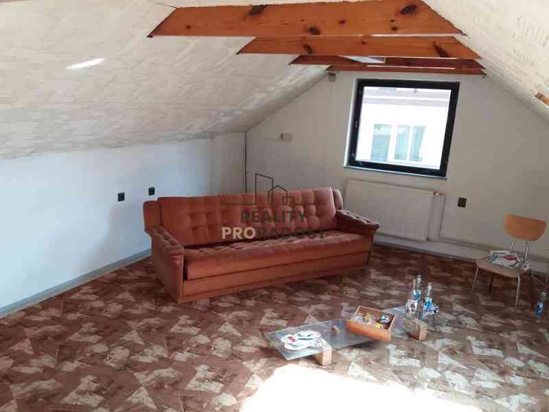 Pronájem garáže - skladu s kanceláří v Blansku - foto 4