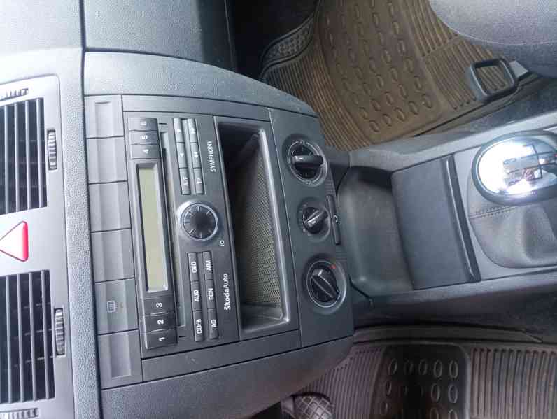 Škoda Fabia - foto 4