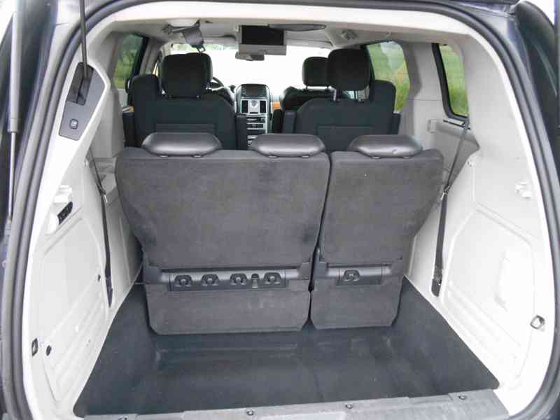 Chrysler Grand Voyager 3,8 EU RT Limit DVD Navi 2009 - foto 9