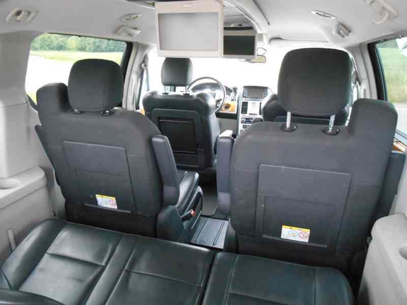 Chrysler Grand Voyager 3,8 EU RT Limit DVD Navi 2009 - foto 10