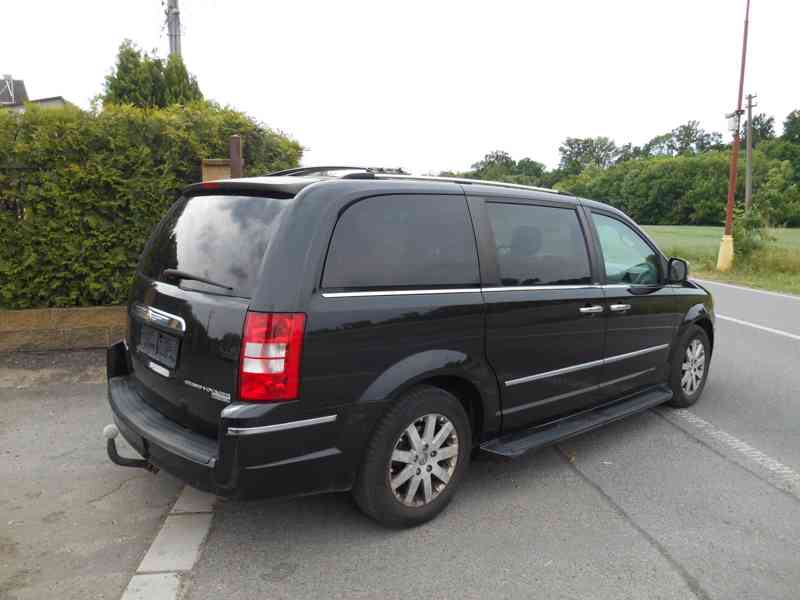 Chrysler Grand Voyager 3,8 EU RT Limit DVD Navi 2009 - foto 4