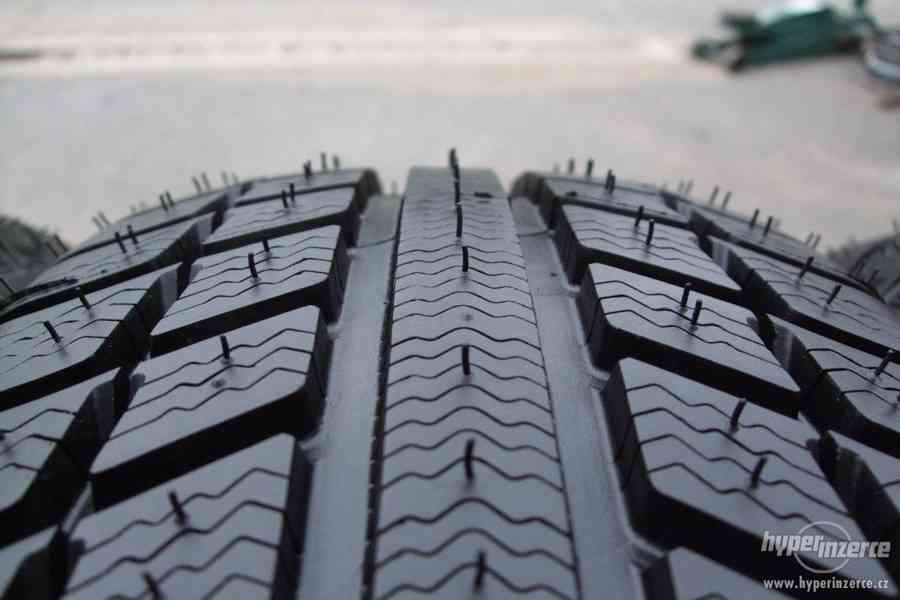 nové zimní pneu 205/55-17 Michelin - foto 3