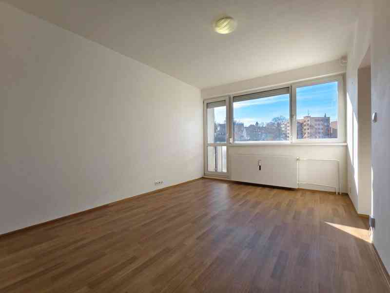 Pronájem 2+kk, 50m2+balk. (LBC - Kristiánov, ul. Na Bídě) - foto 4