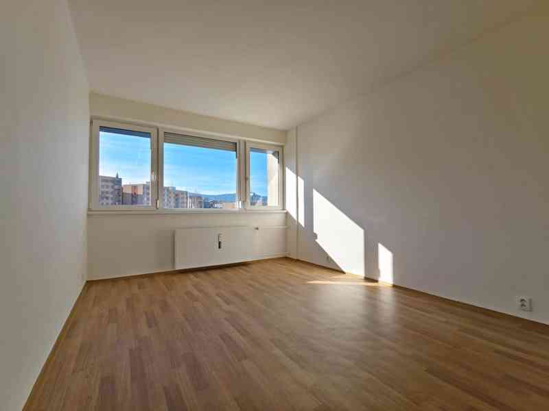 Pronájem 2+kk, 50m2+balk. (LBC - Kristiánov, ul. Na Bídě) - foto 7