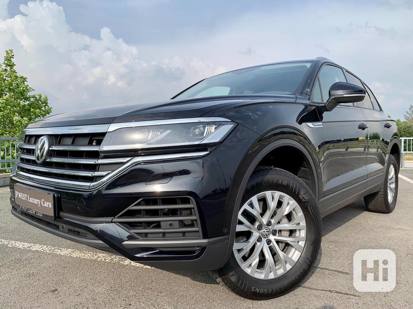 VW Touareg 3.0 TDI kůže VZDUCH tažné 4x vyhřívání ACC LED - foto 1