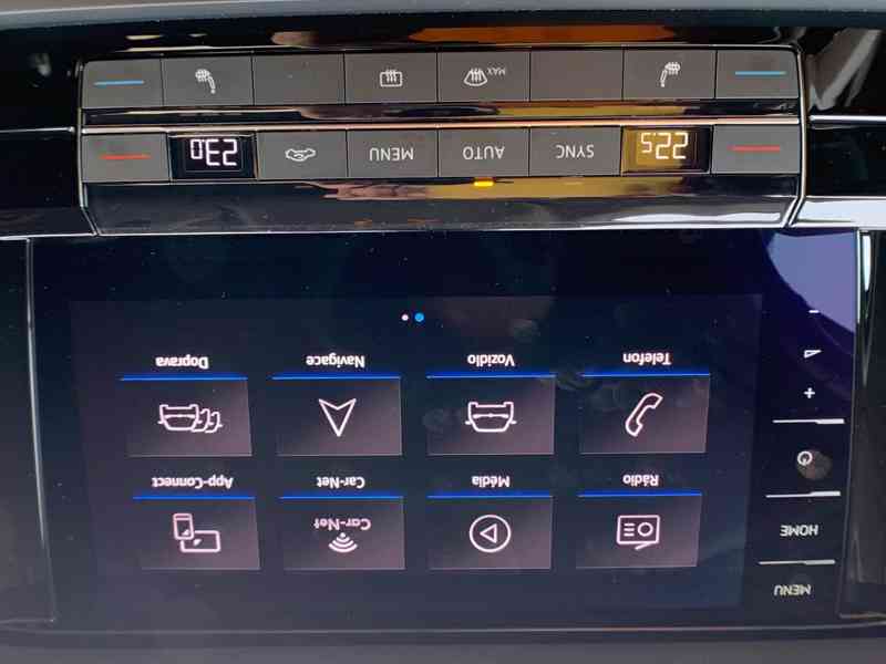 VW Touareg 3.0 TDI kůže VZDUCH tažné 4x vyhřívání ACC LED - foto 11