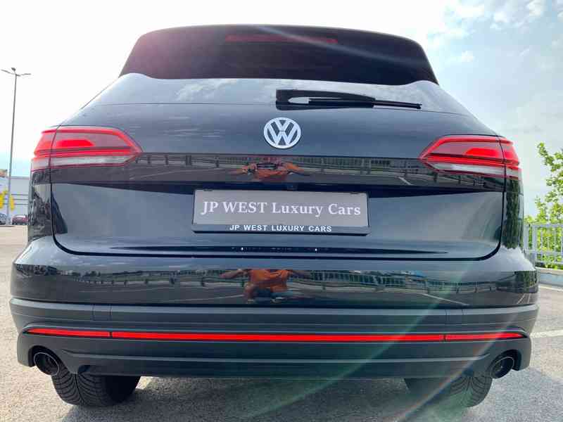 VW Touareg 3.0 TDI kůže VZDUCH tažné 4x vyhřívání ACC LED - foto 7