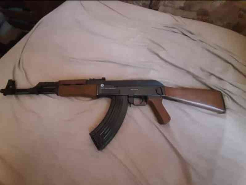 AK 47 CYBG - foto 1