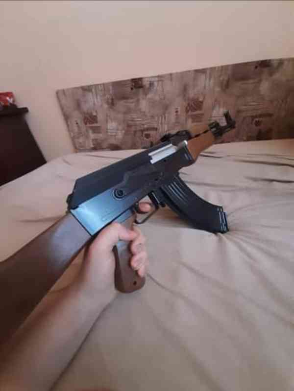 AK 47 CYBG - foto 2