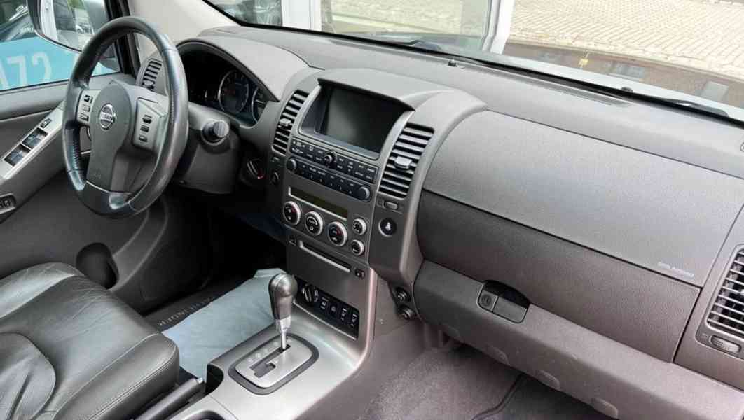 Nissan Pathfinder 2.5 dCi Premium Aut. 128kw - foto 12
