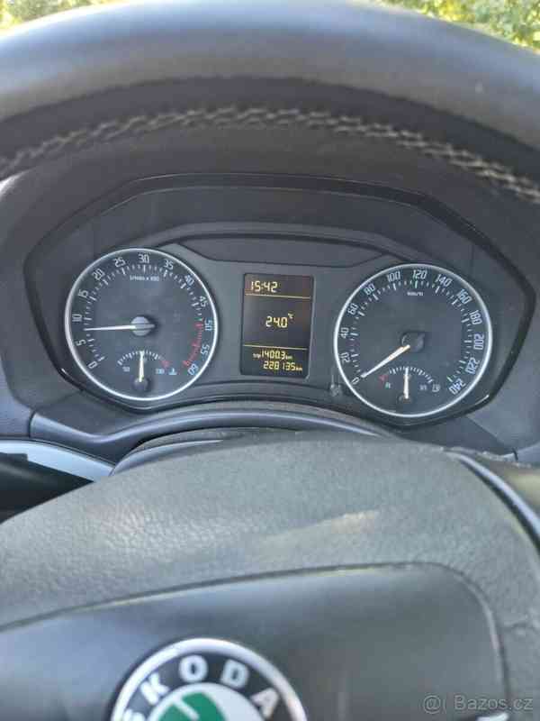 Škoda Octavia 2,0 - foto 9