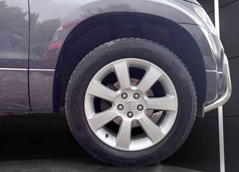 Suzuki Grand Vitara 2.4i Comfort+ AUT. benzín 124kw - foto 18