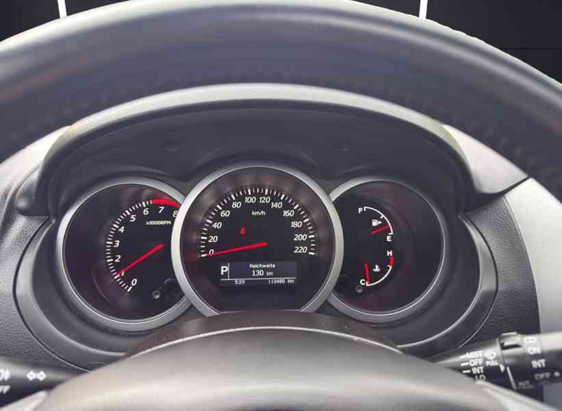 Suzuki Grand Vitara 2.4i Comfort+ AUT. benzín 124kw - foto 8
