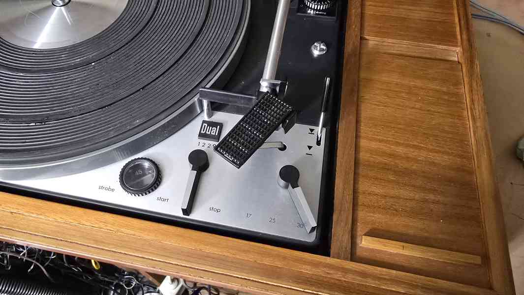 Unikátní gramofon Dual 1229 - SABA 785 - foto 3