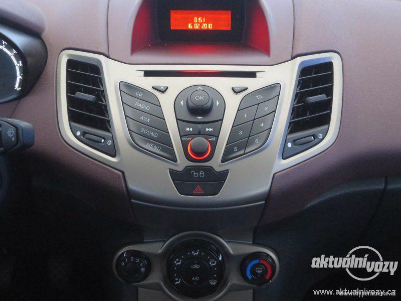 Ford Fiesta 1.2, benzín,  2010 - foto 2