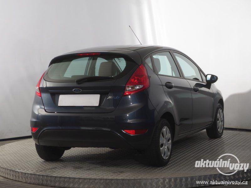 Ford Fiesta 1.2, benzín,  2010 - foto 4
