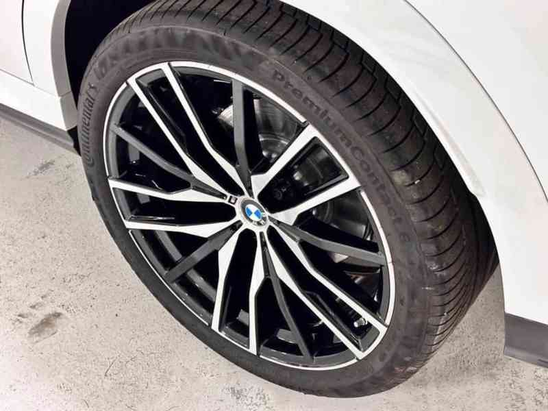 BMW X6 30d LCI – 2023 298 k 6,1 s 0-100 km/h - foto 65