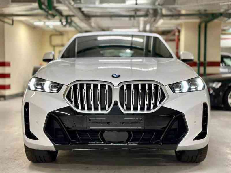 BMW X6 30d LCI – 2023 298 k 6,1 s 0-100 km/h - foto 6