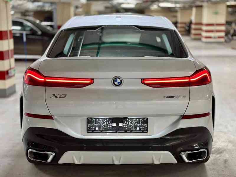 BMW X6 30d LCI – 2023 298 k 6,1 s 0-100 km/h - foto 2