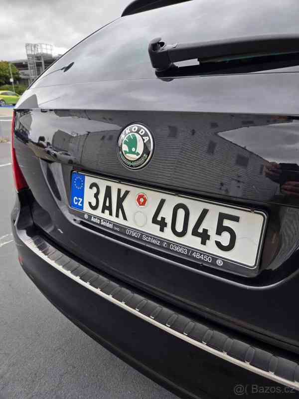 Škoda Superb 2,0   TDi 103kW DSG, 2012 - foto 18