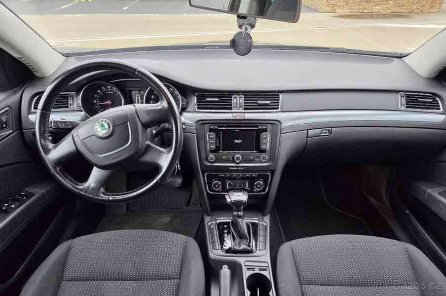 Škoda Superb 2,0   TDi 103kW DSG, 2012 - foto 3
