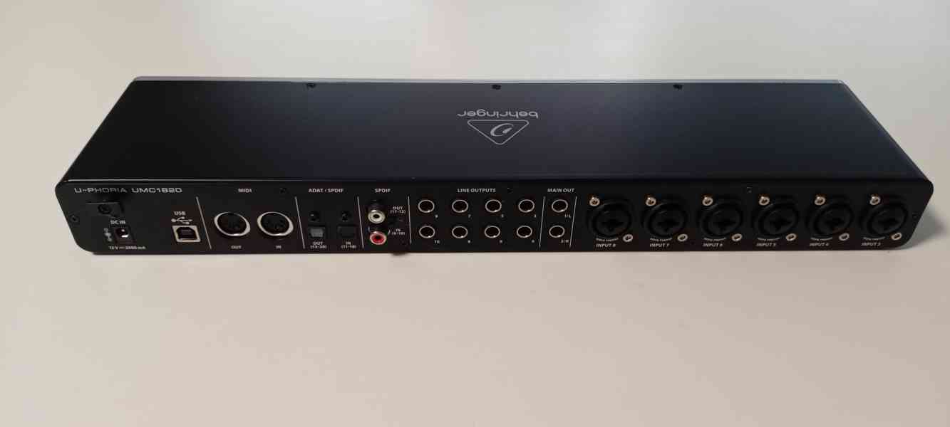 Behringer UMC1820 - foto 2